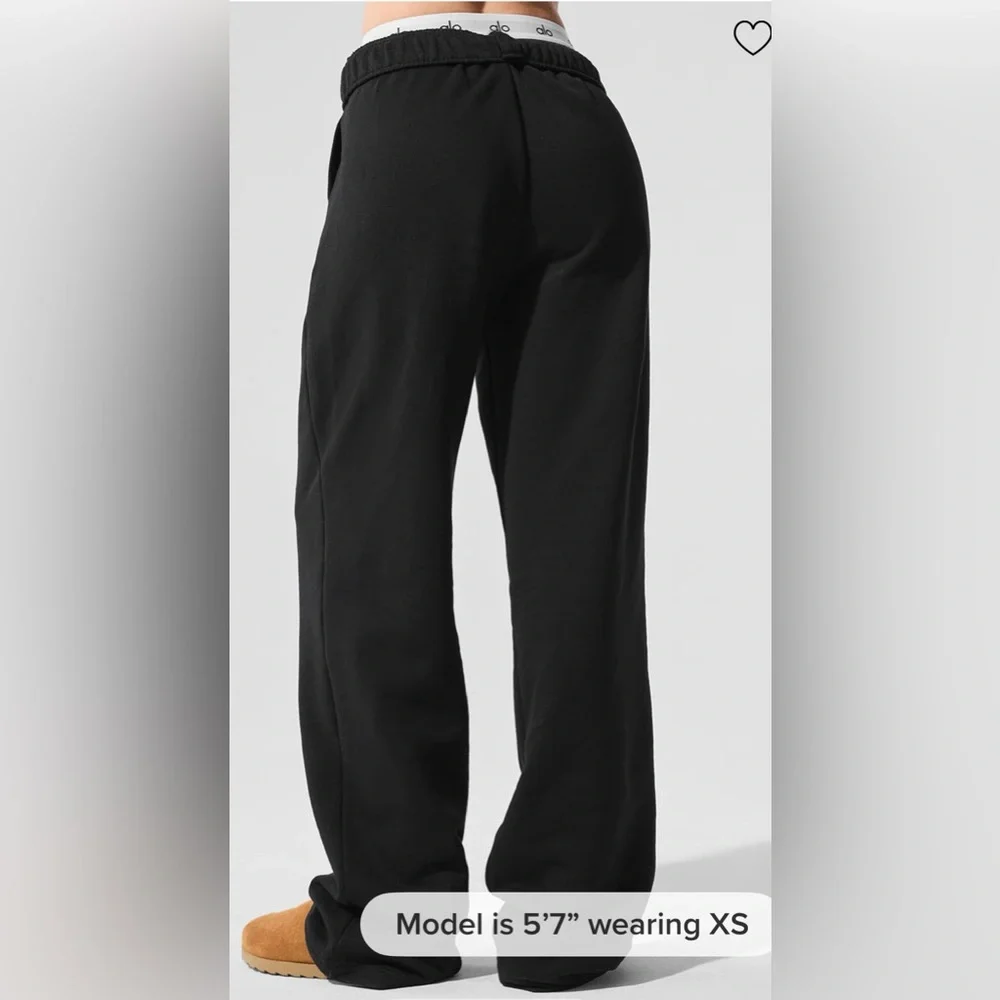 ALO Yoga NWT Accolade Straight Leg Sweatpants Black Size L Oversized